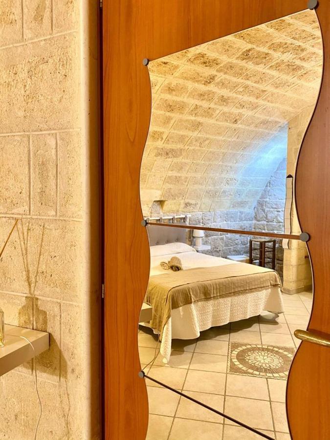 Suite Arco 166 Stanza Privata Трані Екстер'єр фото